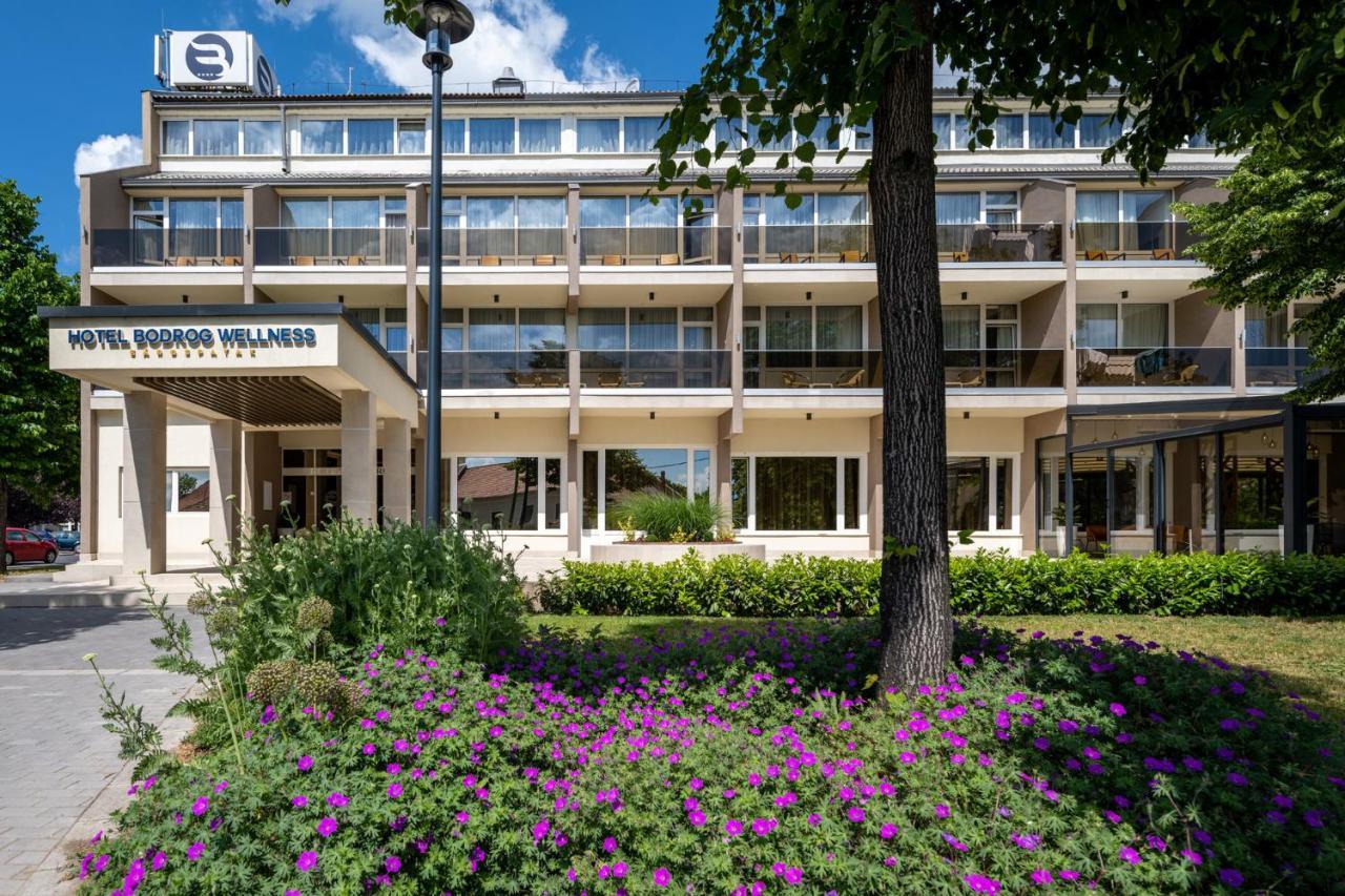 Hotel Bodrog Wellness & Elix Spa Sárospatak Extérieur photo