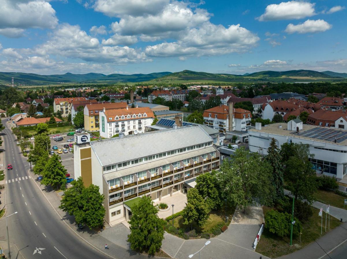 Hotel Bodrog Wellness & Elix Spa Sárospatak Extérieur photo
